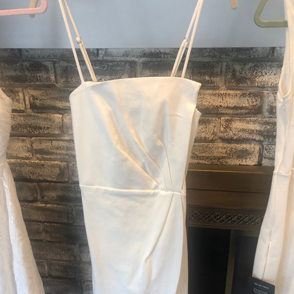 NEW TAGS LULUS white dress